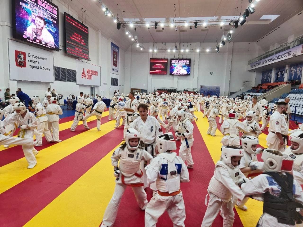 «100 боёв» 2024