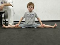 Конкурс на лучший шпагат