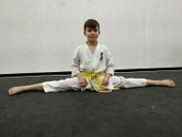 Конкурс на лучший шпагат