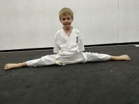 Конкурс на лучший шпагат