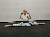 Конкурс на лучший шпагат