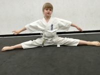 Конкурс на лучший шпагат