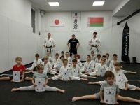 Конкурс на лучший шпагат