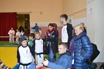 Участвовать в соревнованиях обязательно