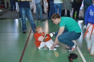 Участвовать в соревнованиях обязательно