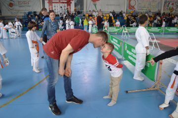 Участвовать в соревнованиях обязательно