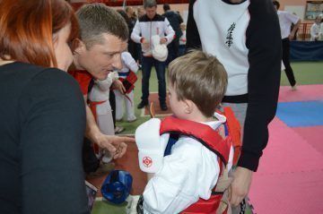 Участвовать в соревнованиях обязательно