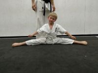 Конкурс на лучший шпагат